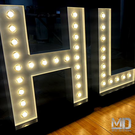 ป้ายไฟปิงปองหลอดไส้ ขนาดสูง 70 CM