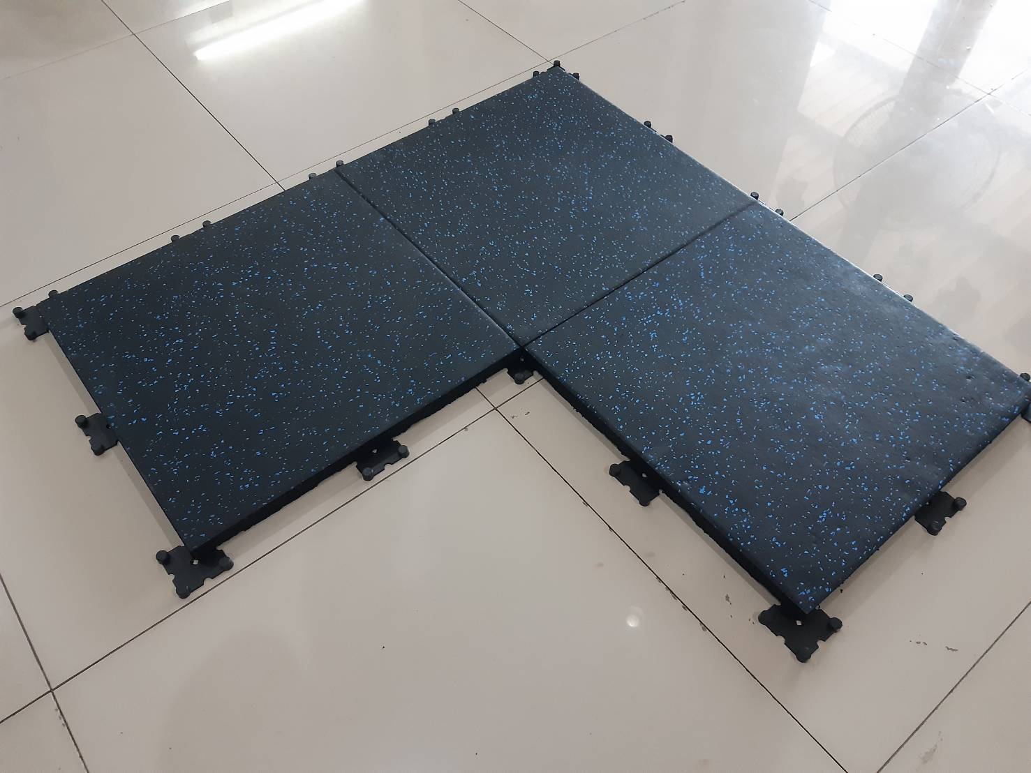 แผ่นยาง EPDM พื้นยางสังเคราะห์ แบบคลิ๊กล็อก