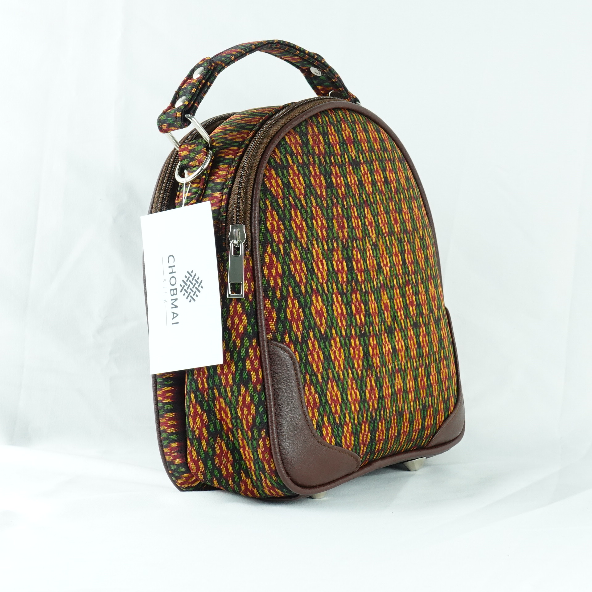 กระเป๋าถือไหมแท้ทรงโดมหลังเต่า พร้อมสายสะพาย ขนาด 8x21x21 ซม. ความสูงหูจับ 7 ซม. สีเขียว รหัส GO-TT-060568