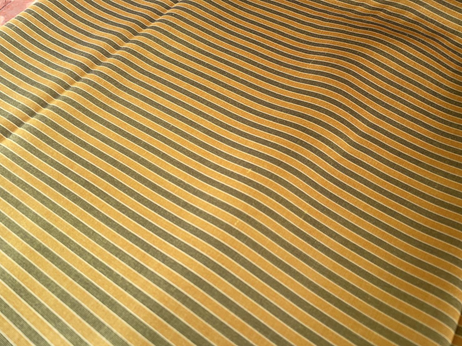 ผ้าไหม ลายริ้ว ไหมแท้ multicolor สีเหลืองทอง (ราคาต่อเมตร) รหัส MC-76-P4516