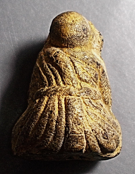 พระพิมพ์อรหันต์ลอยองค์ ลป.เทพโลกอุดร กรุวังหน้า