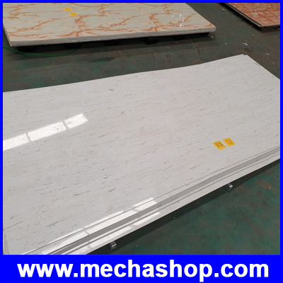 UV Marble Board แผ่นลายหินอ่อน ไม้เทียม แผ่นหินเทียม หินวีเนียร์ ตกแต่งบ้าน ตกแต่งผนัง รุ่น Beige white Size: W1220mm * L2440mm* 4mm Material: Pvc Resin & Calcium Powder