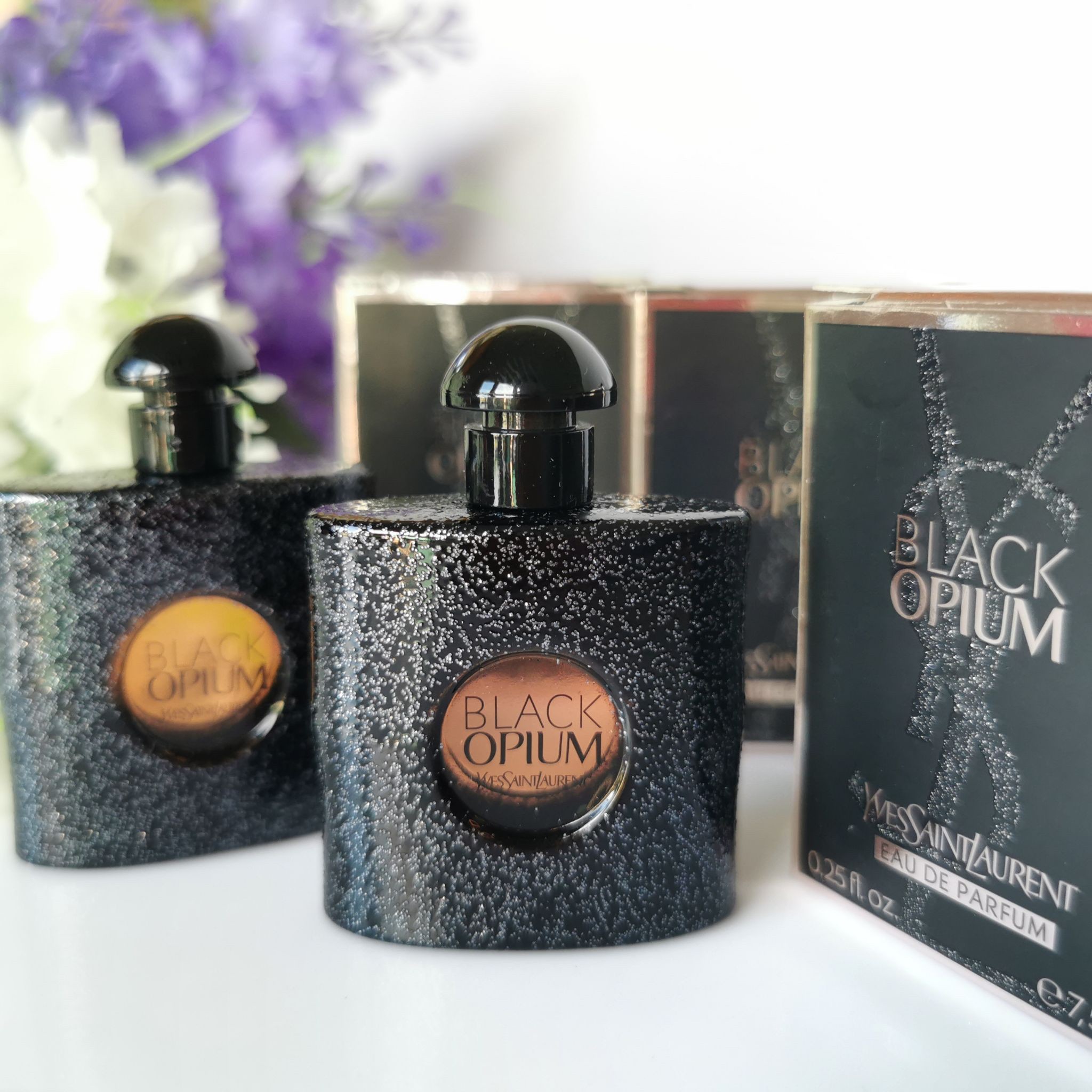 น้ำหอมจิ๋วมินิ YSL Black Opium EDP 7.5ml แบบแต้มมีกล่อง ( Mini Perfume น้ำหอมขนาดพกพา) น้ำหอมจิ๋วมินิ ขวดน่ารัก ตั้งโชว์ก็สวย พกพาก็สะดวก หัวแต้มตามจุดชีพจร