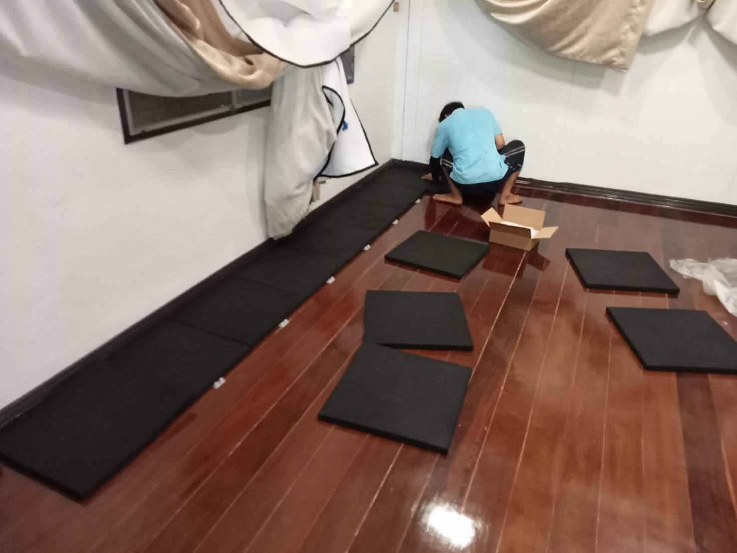 โรงงานผลิตพื้นยางepdm แบบเม็ดสี epdm หนา20mm