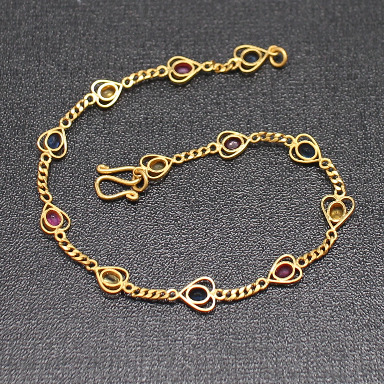 BL25020 สร้อยข้อมือพลอยหลากสี ทองแท้ 90% นน.รวม 4.3 กรัม ยาว 18 ซม.