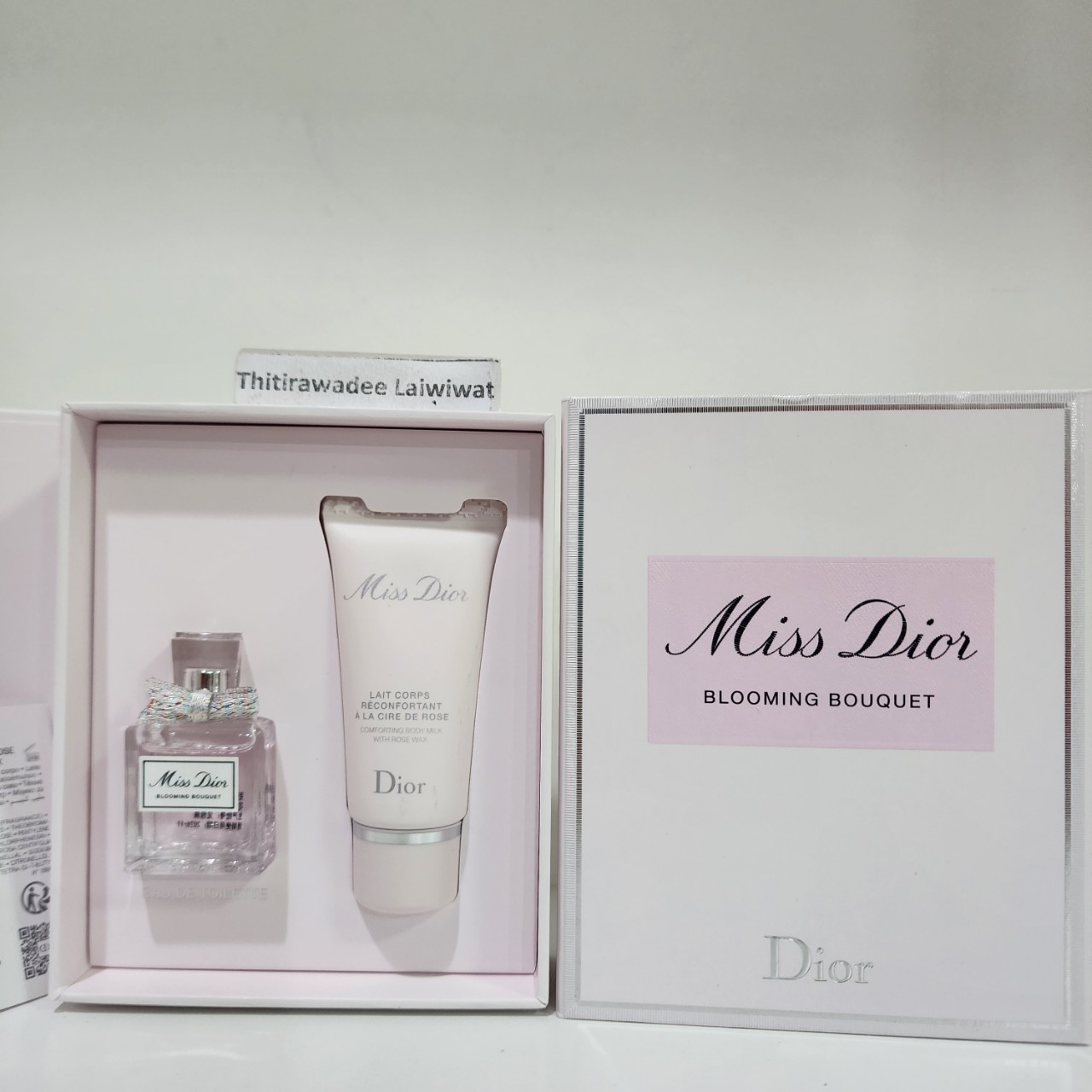 น้ำหอมจิ๋วมินิ Dior Miss Dior Blooming Bouquet edt Mini Gift Set ▪️ น้ำหอม 5ml. ▪️ Body Milk Lotion 20ml.