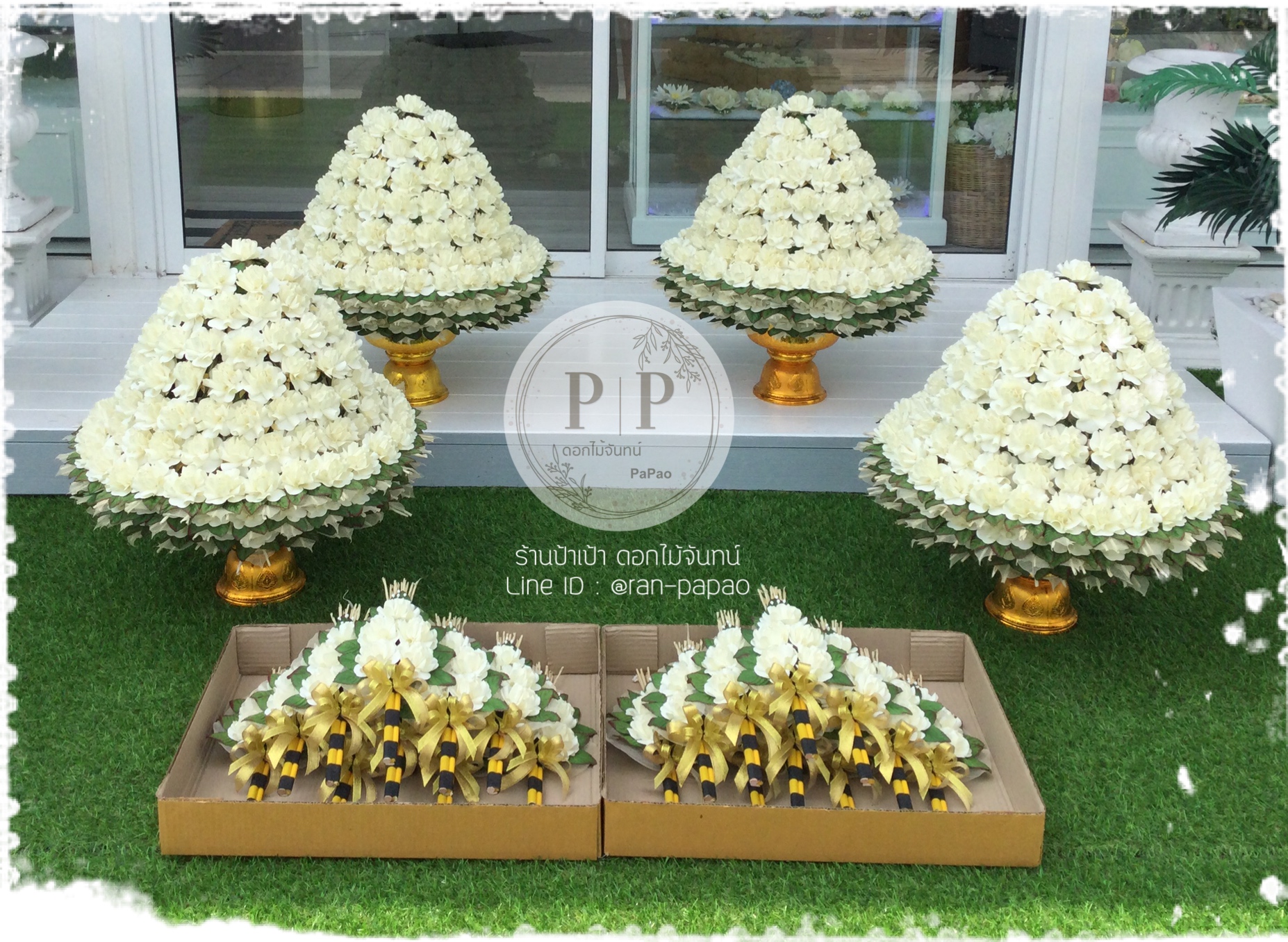 ดอกไม้จันทน์ ใส่พานพุ่ม พุดซ้อน พานละ 180 ดอก เลือกใส่ได้ทุกสี