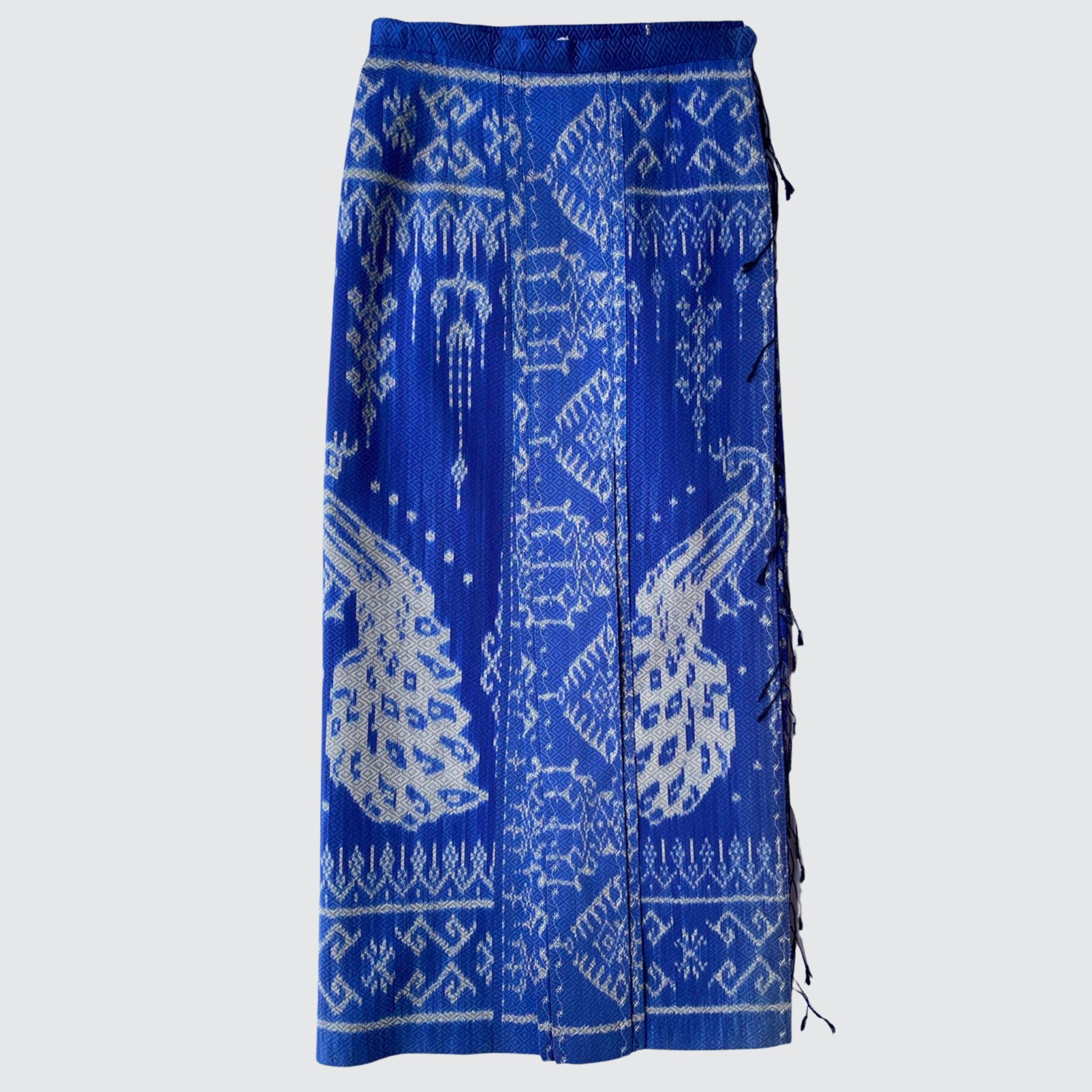 ผ้าถุงป้าย แบบเลื่อนตะขอตามไซส์ หน้านางกลาง ลายนกยูง สีน้ำเงิน รหัส WM-PTS-1009681427