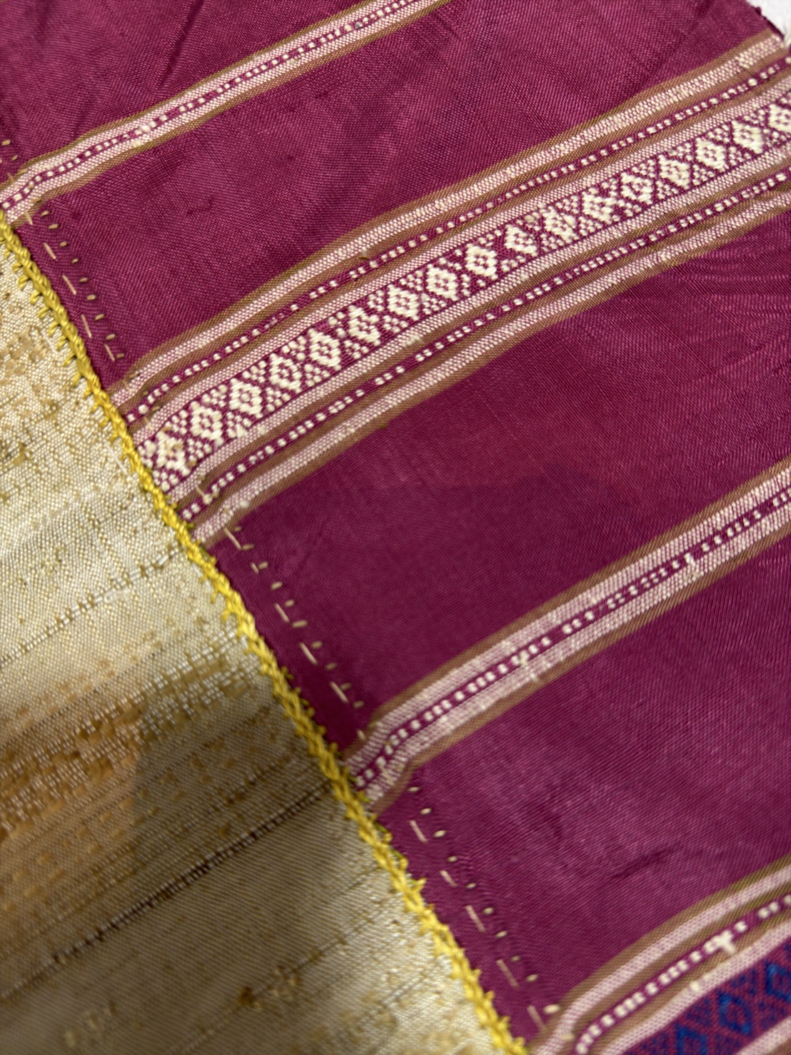 ซิ่นขิดไหม ต่อหัว ขนาด1x2เมตร สีเหลืองครีม รหัส R4F-155-1246817