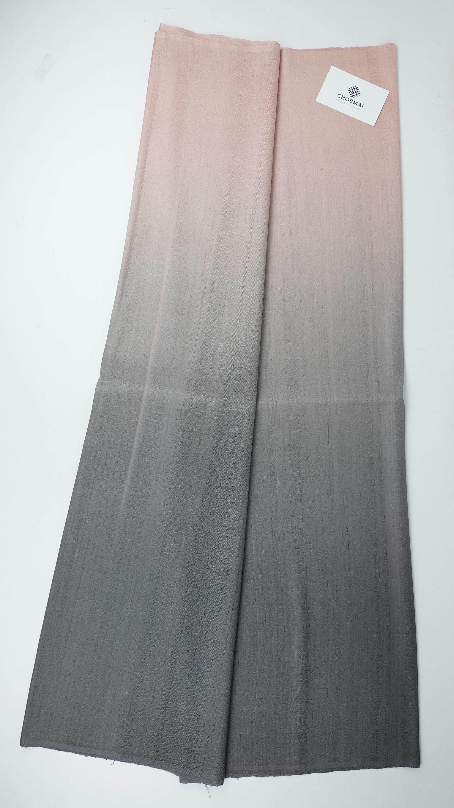 ผ้าไหมย้อมสไลด์สี ไหมบ้านทอมือ 2ตะกอ สีโอรส-สีเทา เลือกขนาด รหัส BT-TT-02246855