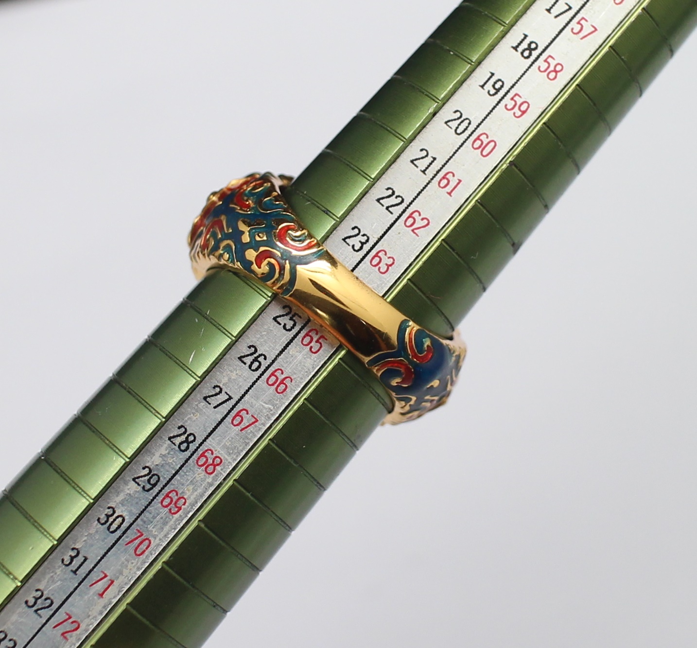 SI193 แหวนทับทิมหลังเบี้ยตัวเรือนลงยาลายเทพพนม เงินแท้ 92.5% นน. 18 กรัม Size 65