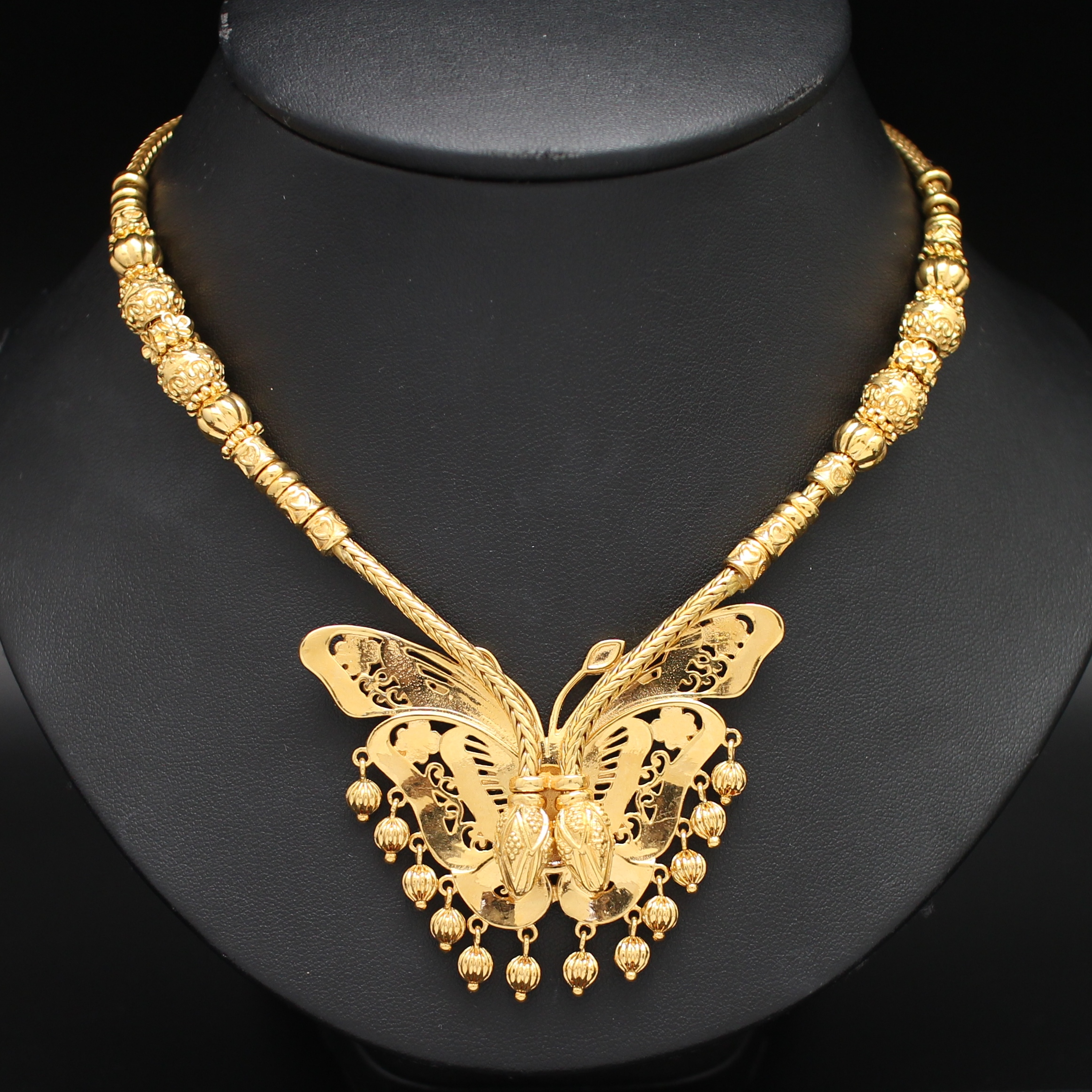 SI368 สร้อยคอผีเสื้อฉลุลาย ปรับความยาวได้ เงินแท้ 92.5% ชุบทอง นน. 73.3 กรัม