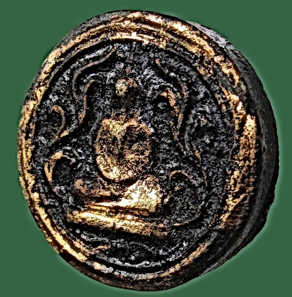 จันทร์ลอย เนื้อผงรักทองเดิม พระยุคแรก ท่านเจ้าคุณวิเชียร วัดเครือวัลย์ ชลบุรี