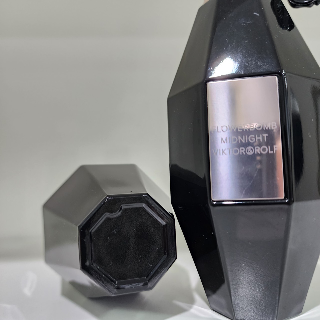 น้ำหอม Viktor & Rolf Flowerbomb Midnight EDP 100ml ไม่มีกล่องและสติกเกอร์