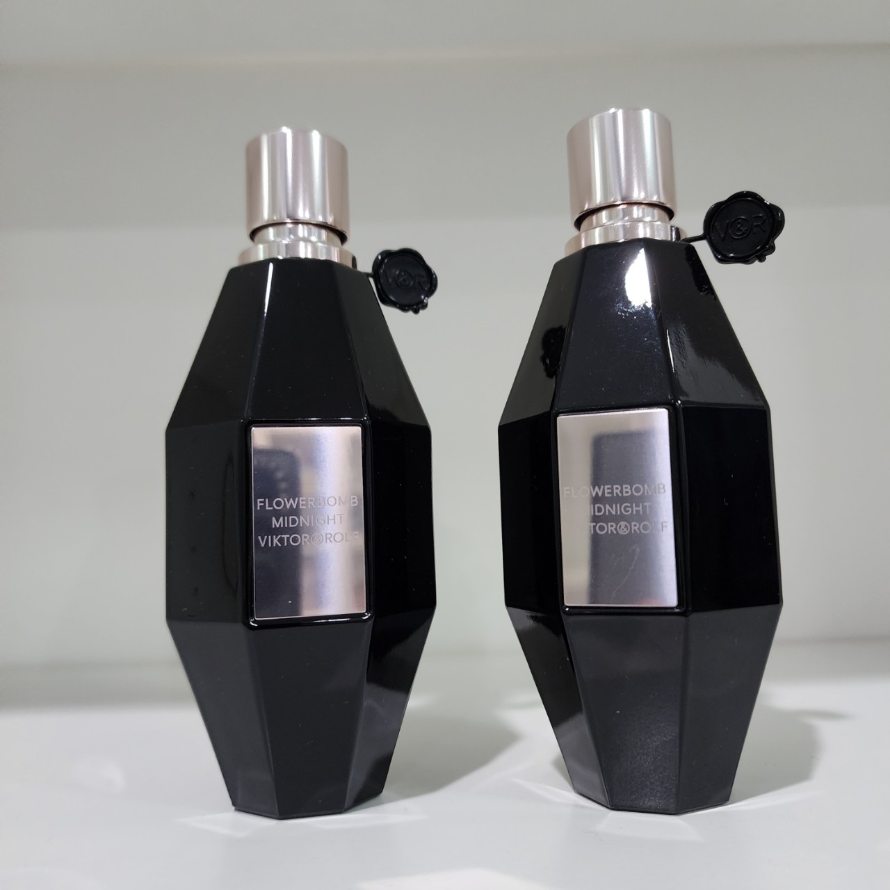 น้ำหอมแท้แบ่งขาย Viktor & Rolf Flowerbomb Midnight EDP 💕Travel Size แบบทดลอง