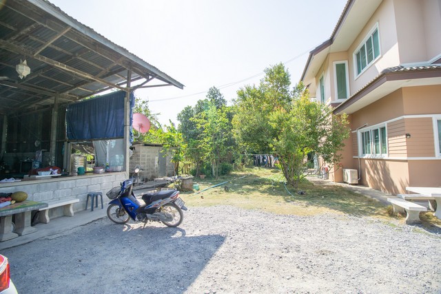 ขาย ที่ดิน พร้อม บ้าน ต.หัวโพธิ์ สองพี่น้อง สุพรรณบุรี