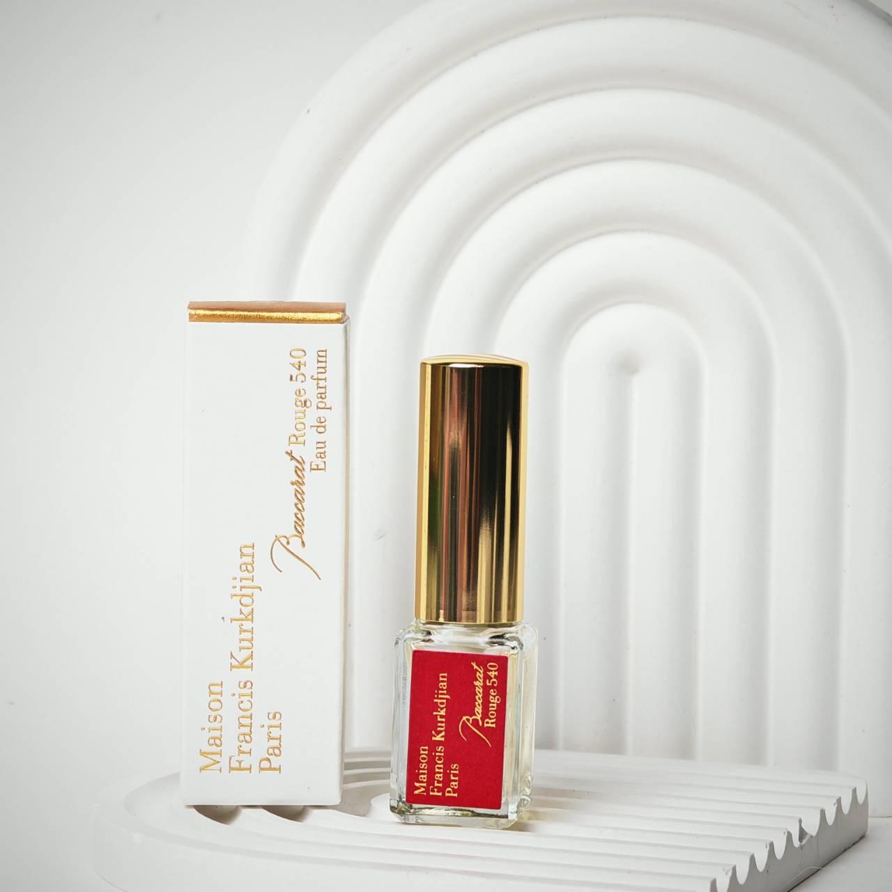 น้ำหอมจิ๋วมินิ MFK Baccarat Rouge 540 Eau de Parfum 5ml แบบสเปรย์
