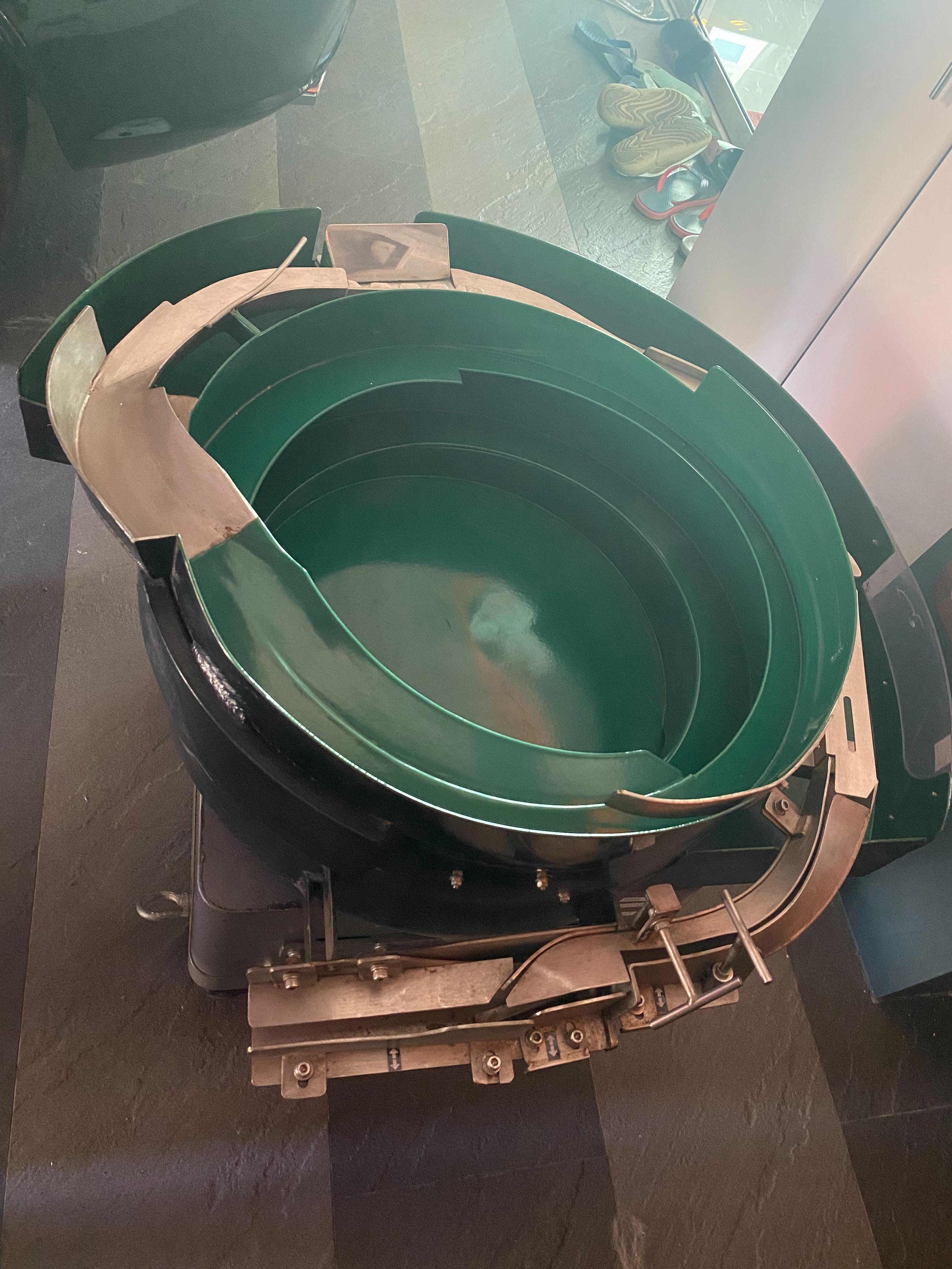 โบฟีด BOWFEEDDER พร้อมคอนโทรล