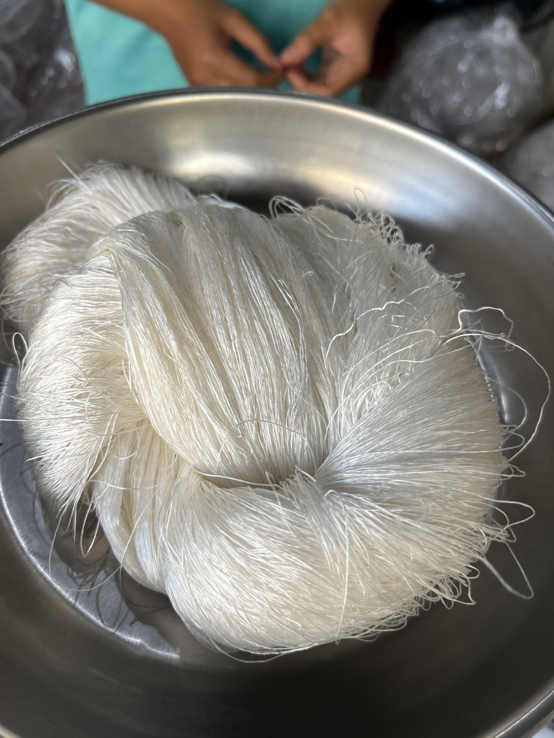 เส้นไหมฟอก (1ไจ) ไหมแท้100% สีขาว รหัส AA-1112680