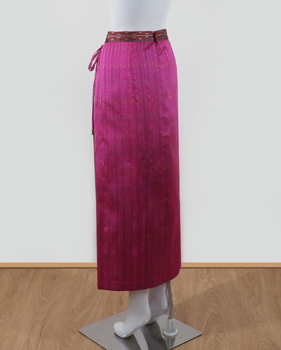 สั่งตัดเย็บกระโปรงผ้าไหม (ไม่รวมผ้า) รหัส CUT-51-112666