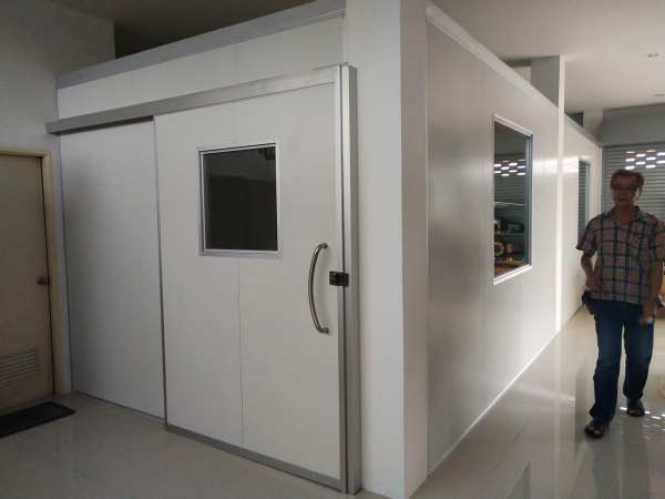 งานกั้นห้อง งานต่อเติม ห้องเก็บอุณหภูมิ ขนาด 4.00x8.00 เมตร