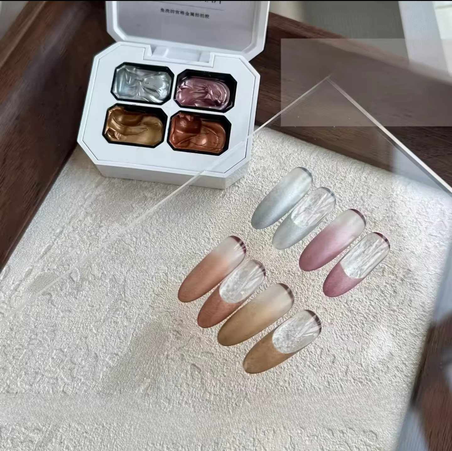 สีเจลเพ้นท์ สีเจลทำออมเบรย์ สีเจลไล่สี ใช้ทาได้ สีสดใส แบบตลับ 4สี/เซต