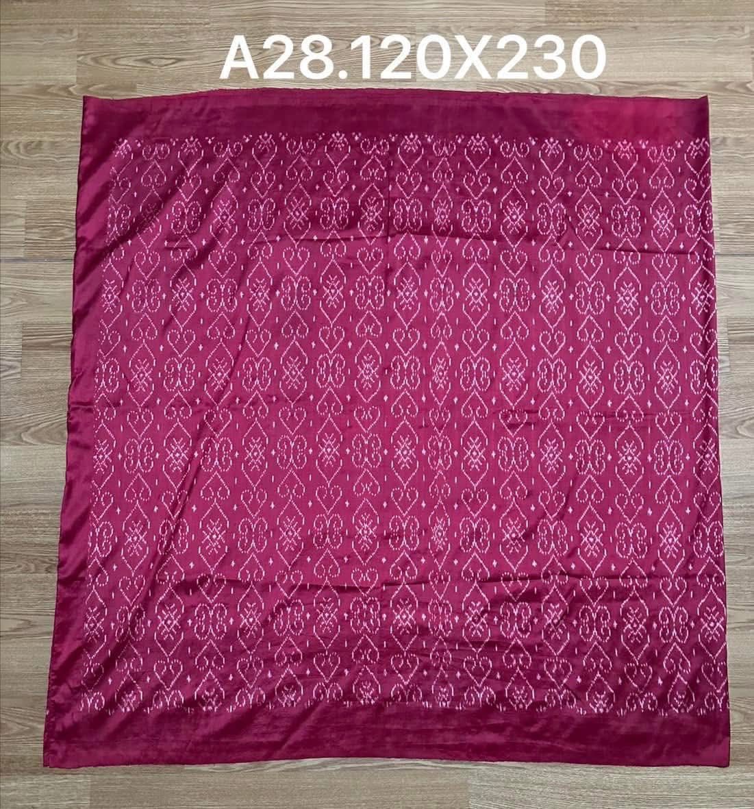 ซิ่น ไหมมัดหมี่ ผ้าปาโตล่า ขนาด 120x230ซม. ท้องผ้าสีแดง รหัส N9-SIL-051768A28