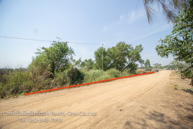 ขาย ที่ดิน แปลงสวย คลอง 15 ถนนตลาดต้นไม้ รังสิต นครนายก