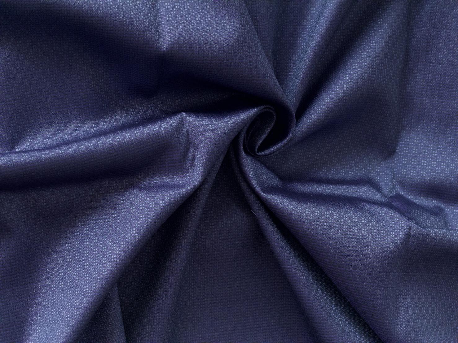 ผ้าไหมยกดอก ลายราชวัตร สีพื้น ไหมแท้ สีกรมท่า (ราคาต่อหลา) รหัส B6-119-1355HY7