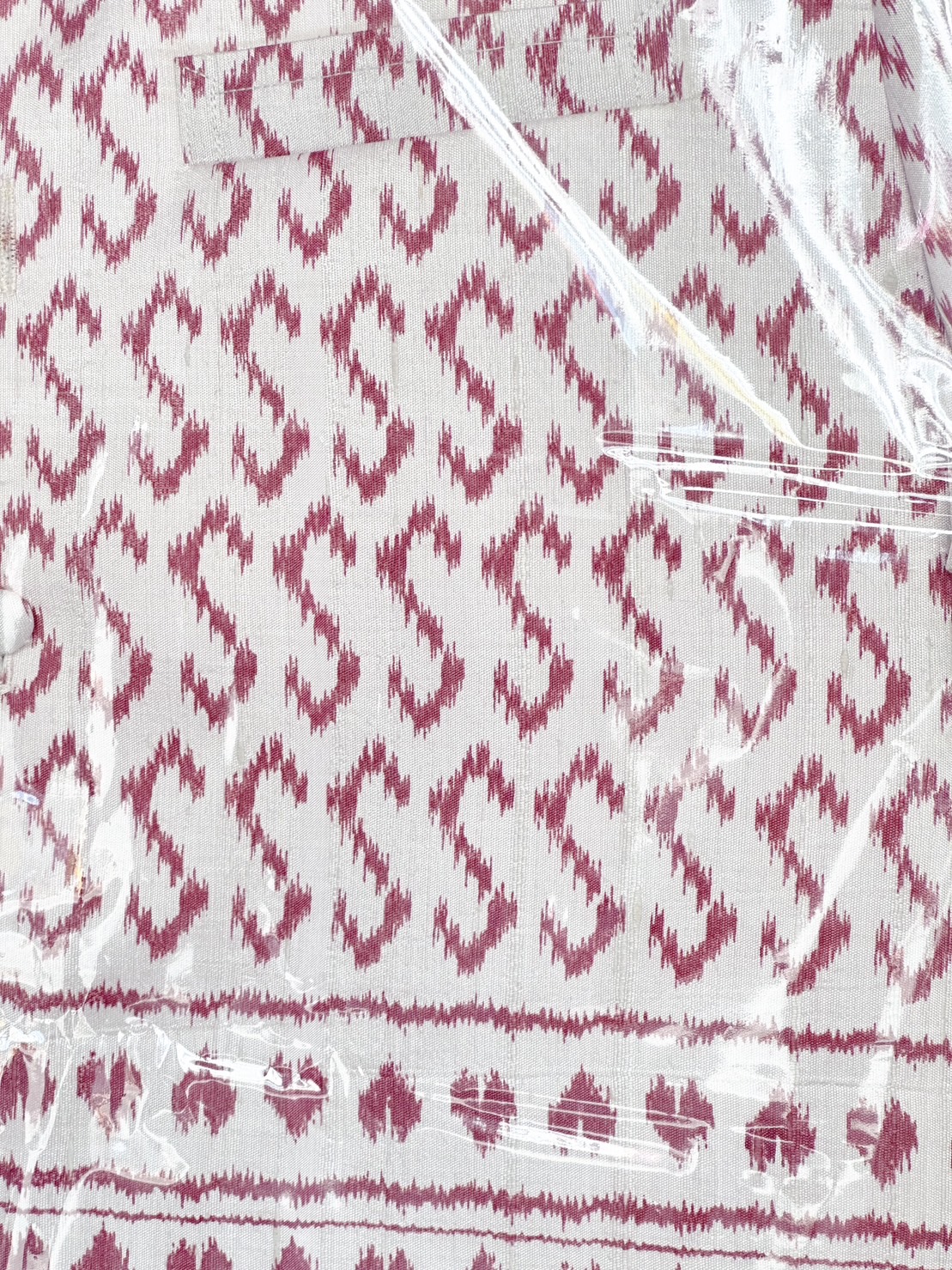 เสื้อซาฟารี คอปก ผ้าไหม พิมพ์ลาย เนื้อเรียบ ลายขอ ไซส์ L รอบอก43 สีครีมเบจ น้ำตาลแดง รหัส DS-ST0920661