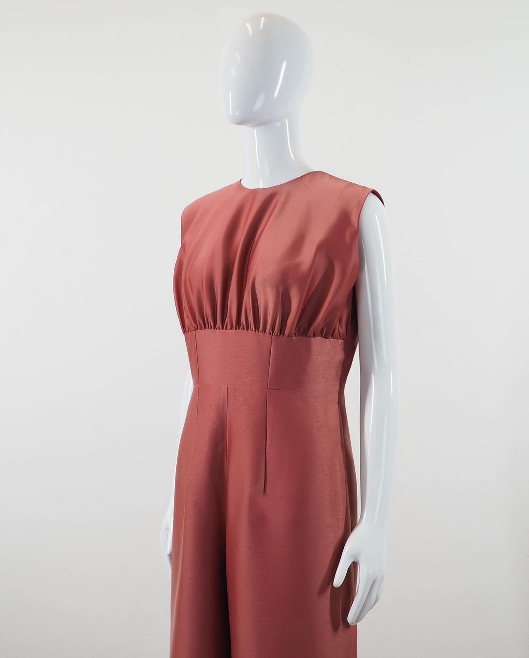 แบบตัดชุด เสื้อ กางเกง (ชุดจั๊มสูท) (ไม่รวมผ้า) รหัส CUT-51-0323671532