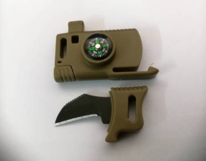 ตัวล็อคก้ามปู ซ่อนมีด มีเข็มทิศ,แท่งจุดไฟและนกหวีดในตัว