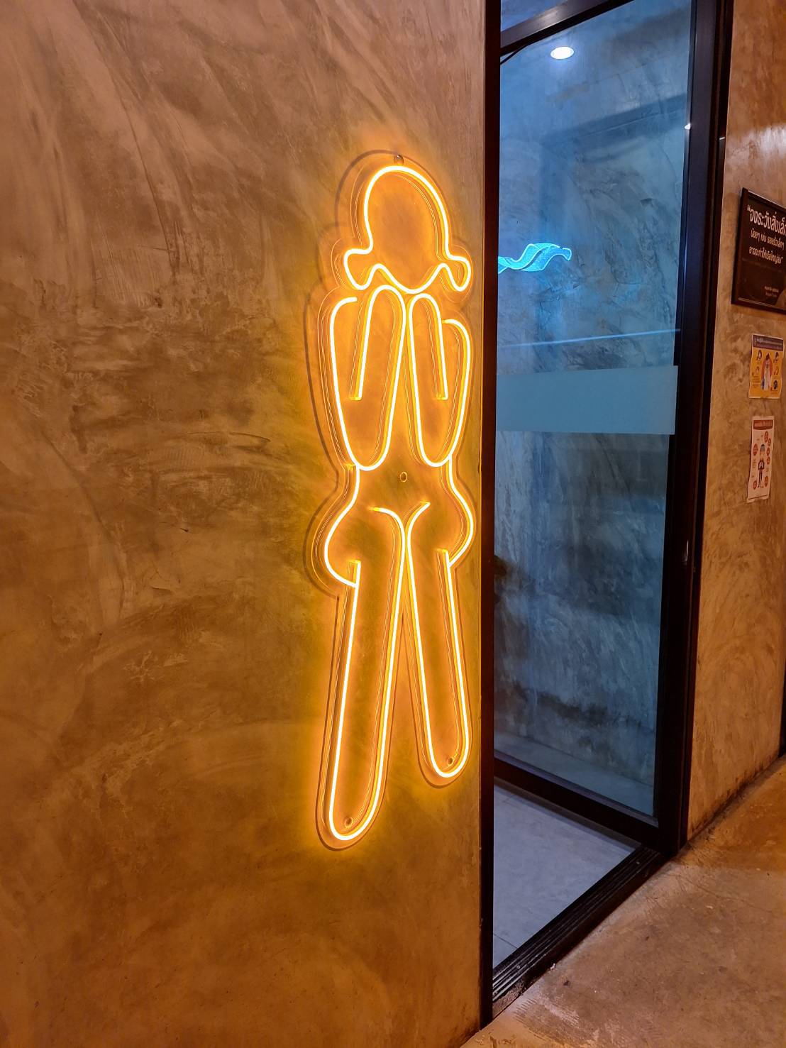 ป้ายไฟนีออนดัดledflex ป้ายไฟตกแต่งร้าน