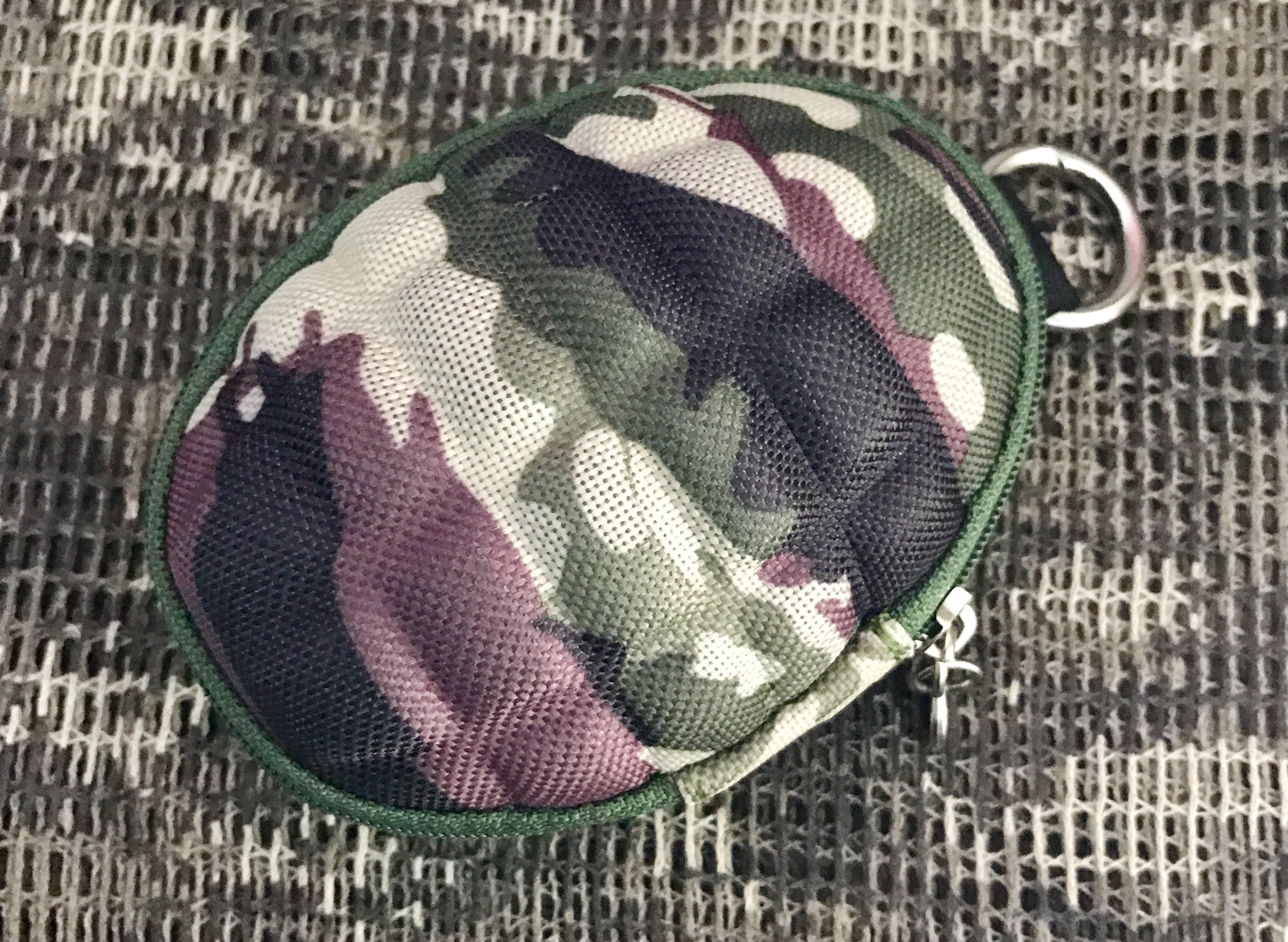 กระเป๋าลูกระเบิดลายพรางดิจิตอล ACU ใส่พวงกุญแจ ใส่เหรียญ