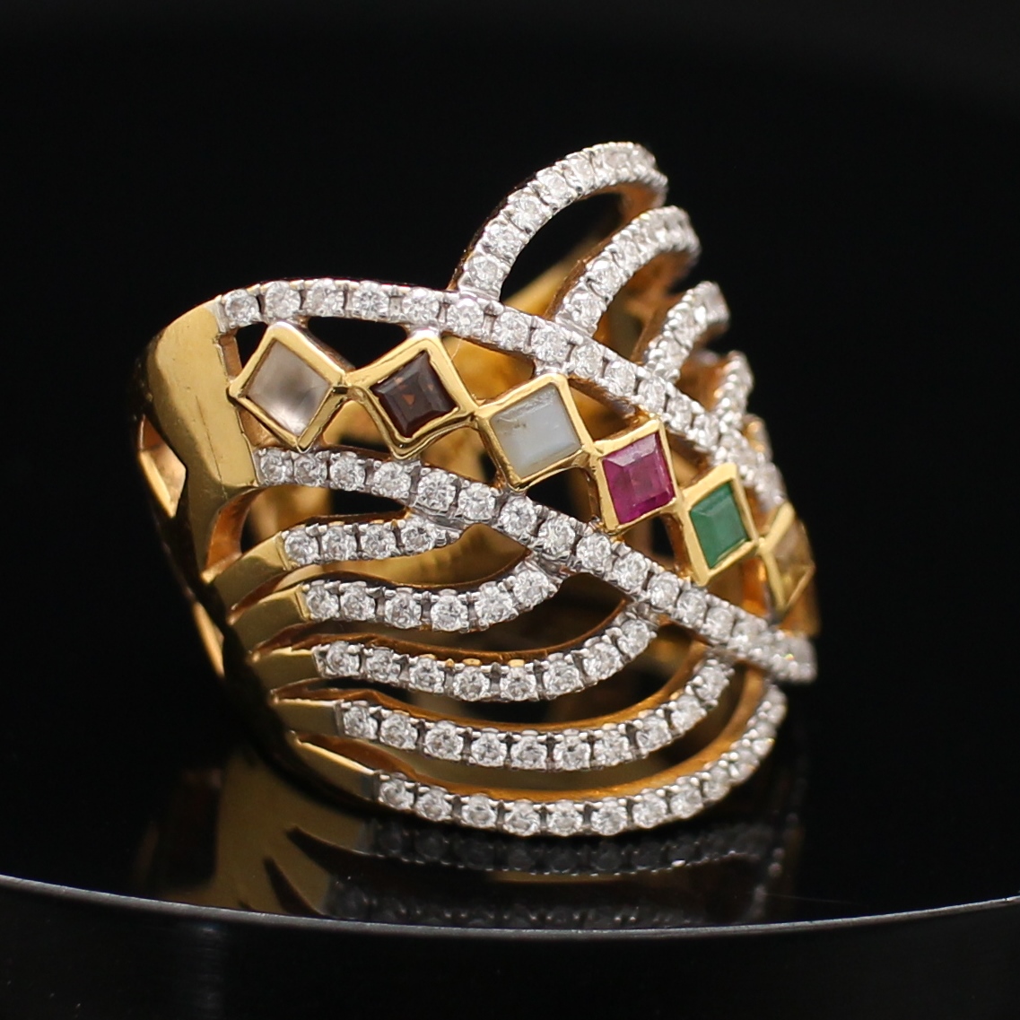 RG250087 แหวนนพเก้าไขว้ เพชรแท้ 124 เม็ด 1.99 กะรัต ทองแท้ 18k นน.รวม 10.17 รัม ขนาดแหวน 57