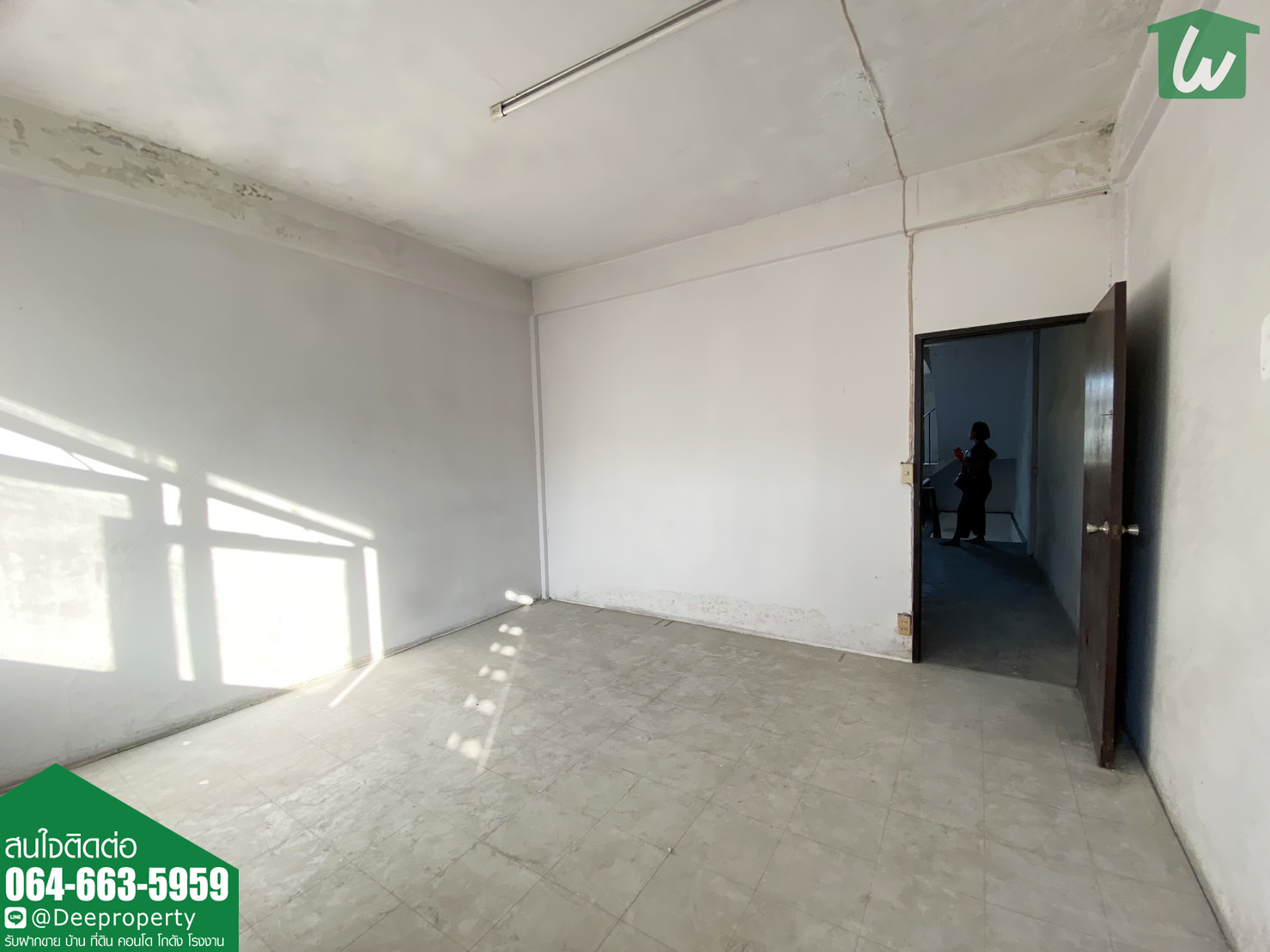 💵ขายถูก‼ ตึกแถว อาคารพาณิชย์ 4.5 ชั้น รวมดาดฟ้า ติดแยกเหม่งจ๋าย รัชดา ห้วยขวาง เหมาะซื้อเพื่อรีโนเวทขาย ปล่อยเช่า หรือ เปิดทำธุรกิจ คืนทุนเร็ว