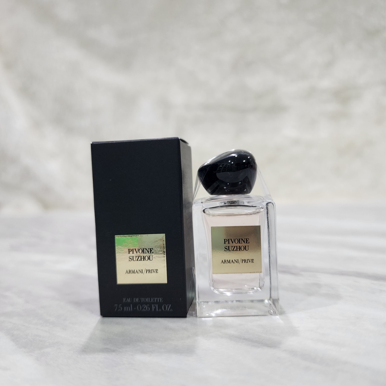 น้ำหอมจิ๋วมินิ Giorgio Armani Prive Pivoine Suzhou EDT 7.5ml แบบแต้มมีกล่อง ( Mini Perfume น้ำหอมขนาดพกพา) น้ำหอมจิ๋วมินิ ขวดน่ารัก ตั้งโชว์ก็สวย พกพาก็สะดวก หัวแต้มตามจุดชีพจร