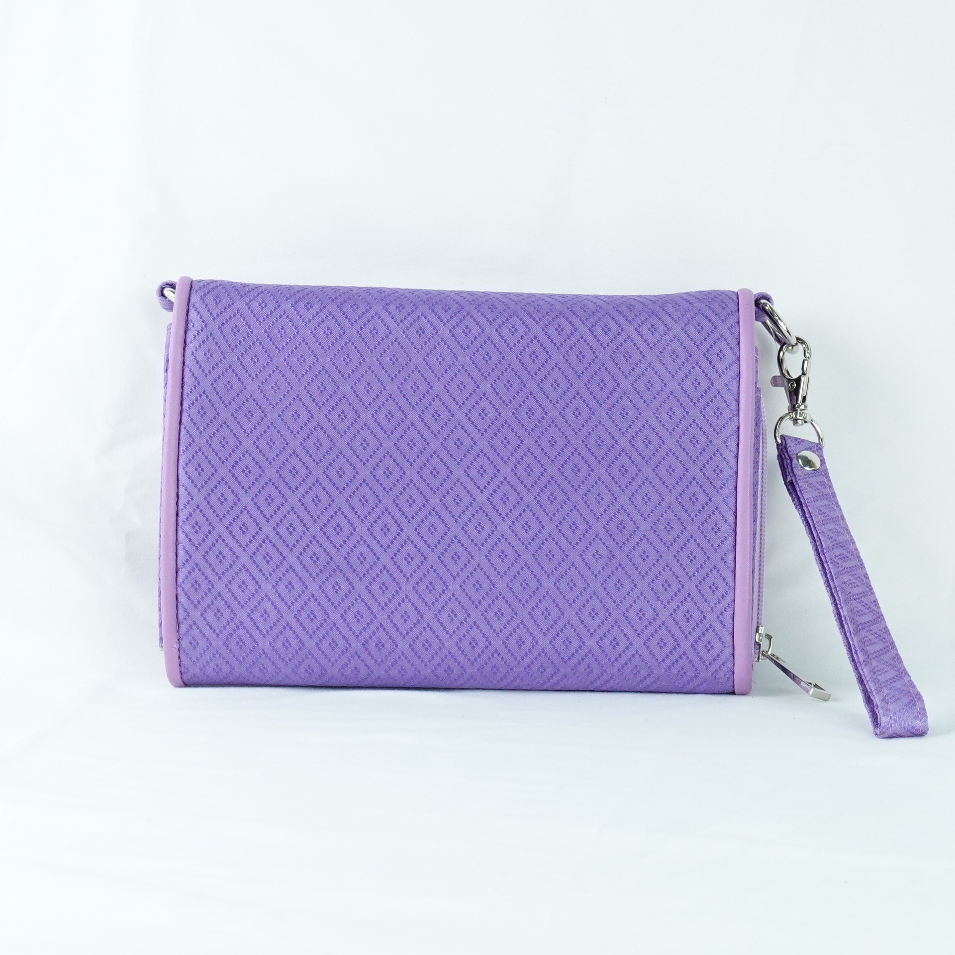 กระเป๋าถือไหมแท้ทรงคลัทช์ พร้อมสายสะพาย ขนาด 15x20ซม.สีม่วง รหัส GO-TT-060568161