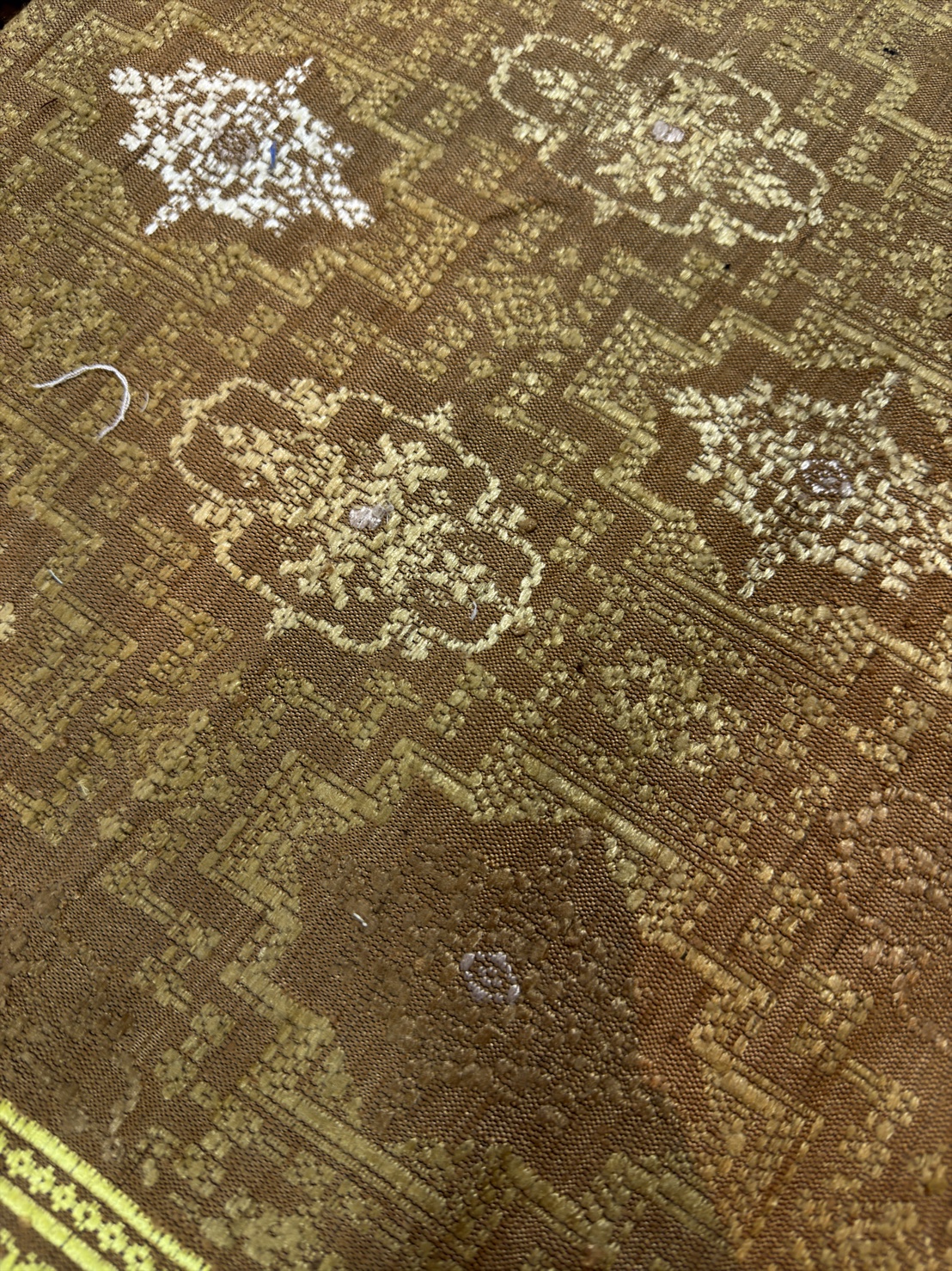 ซิ่นขิดไหม ต่อหัว ขนาด1x2เมตร สีน้ำตาลทอง รหัส R4F-155-1246814