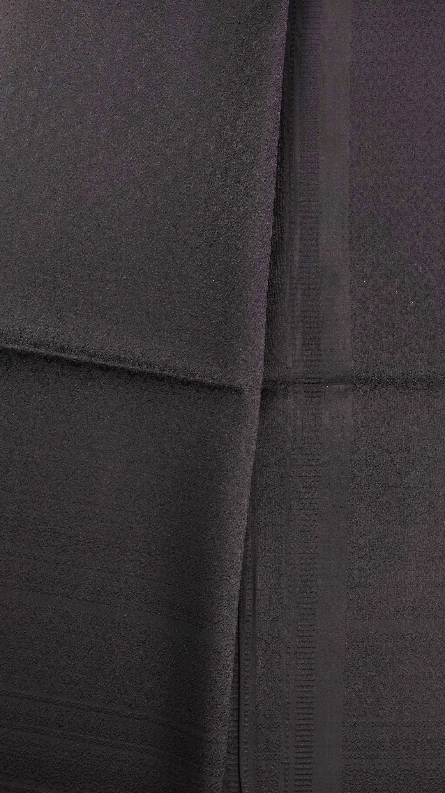 ซิ่น ผ้าไหมยกสุรินทร์ ขนาด 1x2เมตร ลายนกยูง สีดำสนิท รหัส N11-NY-0902672