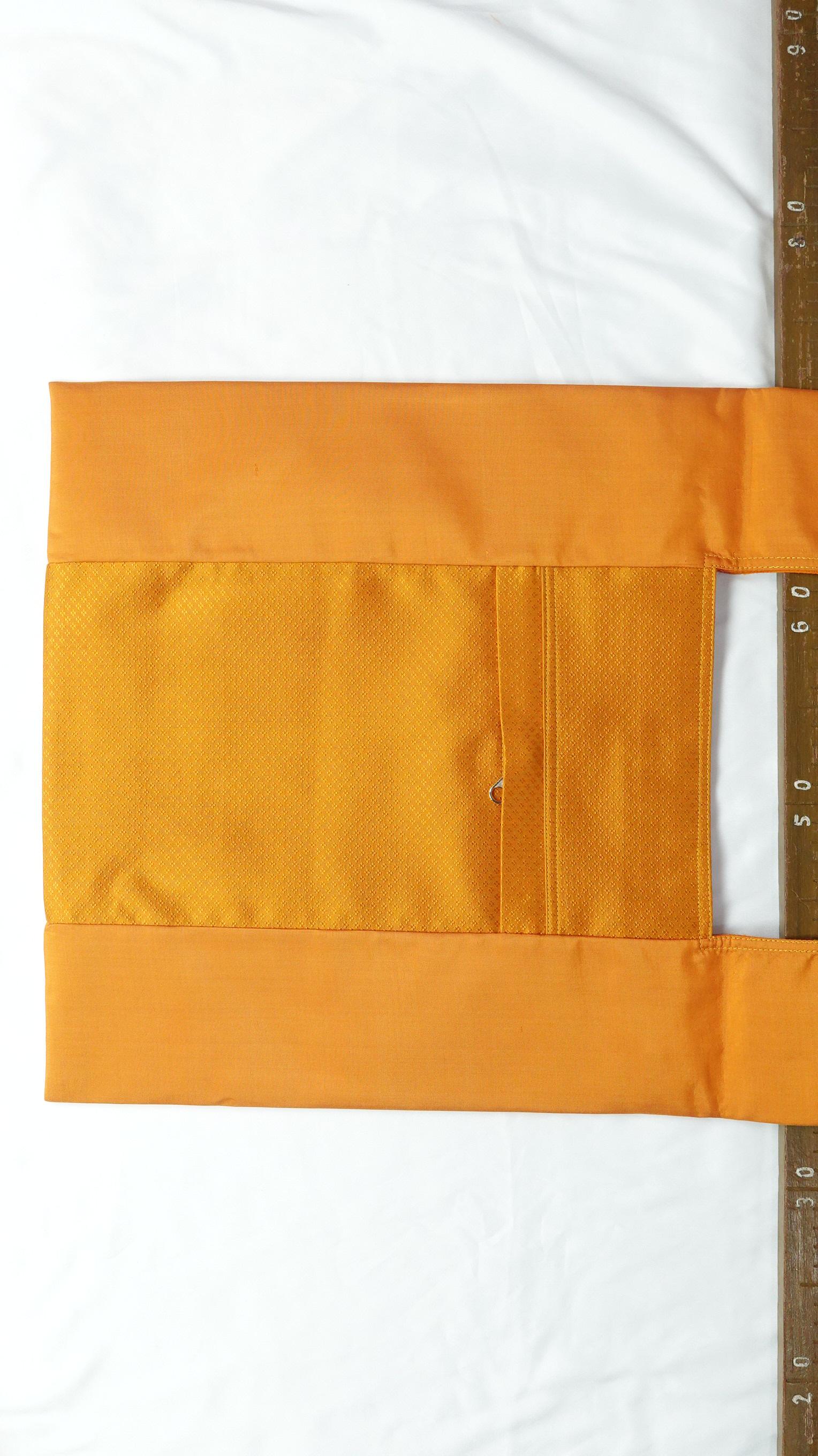 ย่ามผ้าไหม สำหรับพระสงฆ์ ไหมแท้ เนื้อยกดอกพริกไทย ขนาด 14x15นิ้ว สีราช รหัส NY-01246822