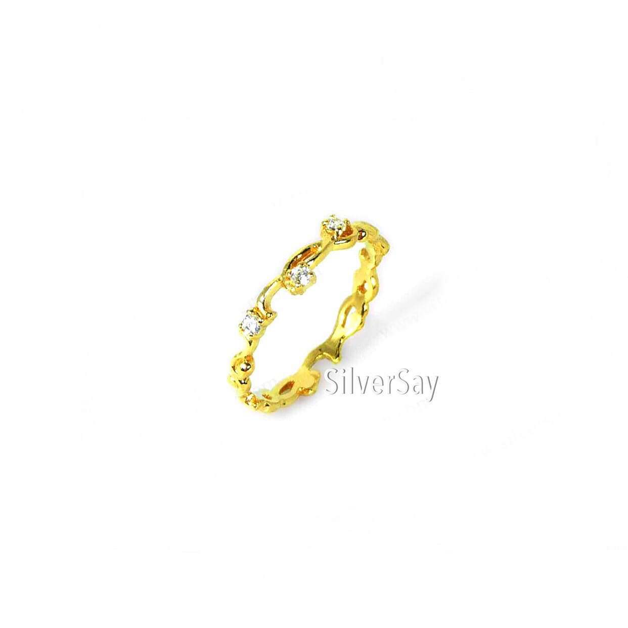 แหวนเถาวัลย์ฉลุลายรอบวงฝังเพชรสวิส/สีทองคำ22k