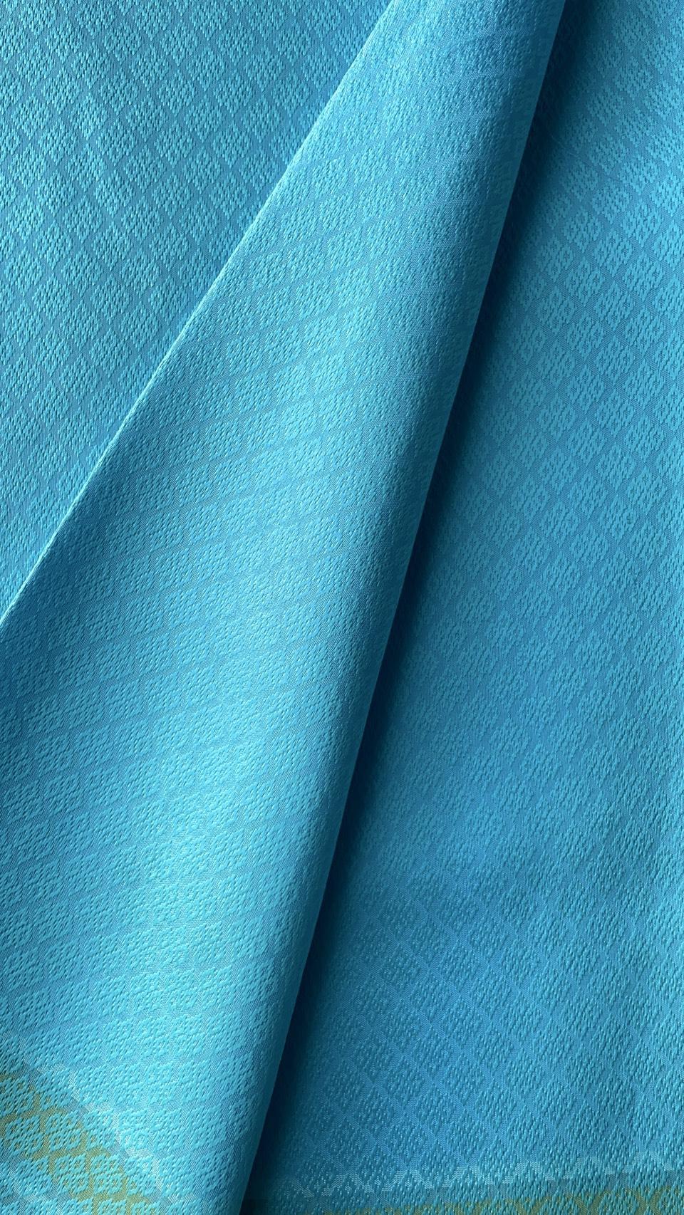 ซิ่น ผ้าไหม ยกดอกมีเชิง ขนาด 1x2หลา ไหมแท้ เฉดสีฟ้าอมเขียว รหัส B7-NY-1001682