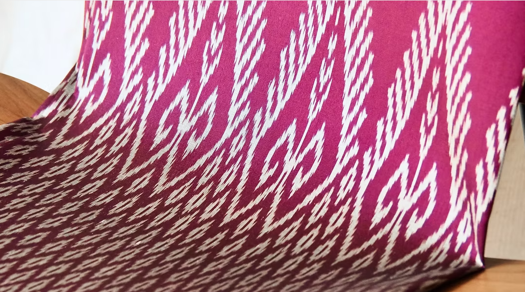 ซิ่น ผ้าไหมมัดหมี่ ไหมแท้ สีแดงม่วง เลือกตามขนาด รหัส CISP-CT-103211