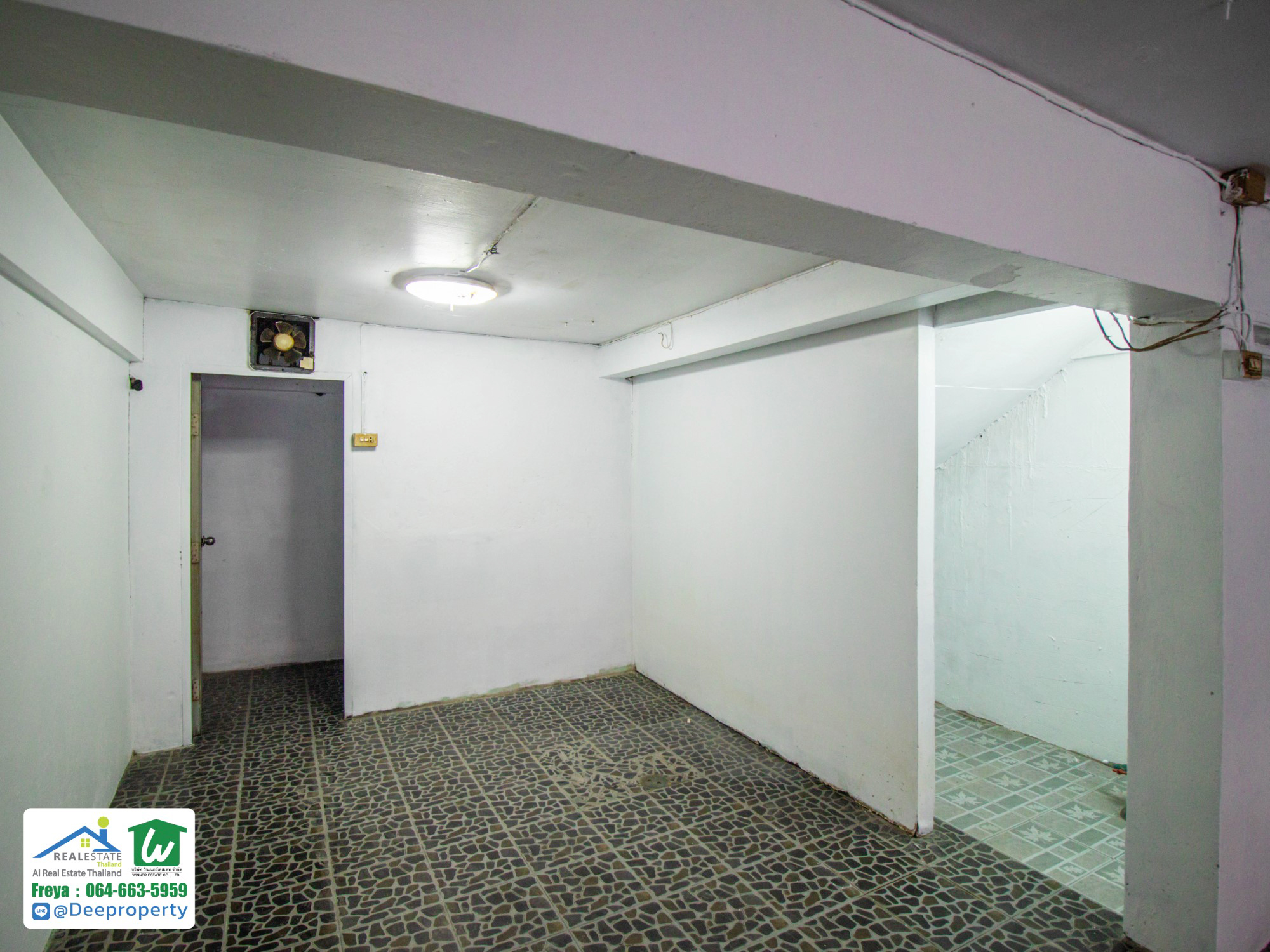 💵ขายถูก‼ ตึกแถว อาคารพาณิชย์ 4.5 ชั้น รวมดาดฟ้า ติดแยกเหม่งจ๋าย รัชดา ห้วยขวาง เหมาะซื้อเพื่อรีโนเวทขาย ปล่อยเช่า หรือ เปิดทำธุรกิจ คืนทุนเร็ว