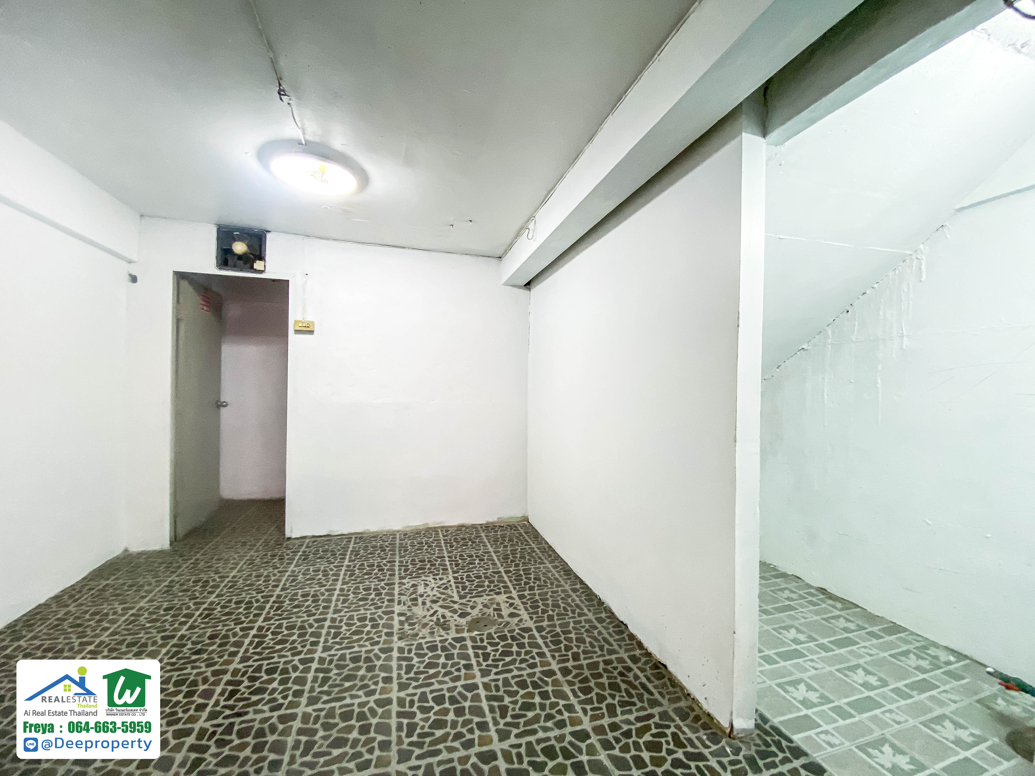 💵ขายถูก‼ ตึกแถว อาคารพาณิชย์ 4.5 ชั้น รวมดาดฟ้า ติดแยกเหม่งจ๋าย รัชดา ห้วยขวาง เหมาะซื้อเพื่อรีโนเวทขาย ปล่อยเช่า หรือ เปิดทำธุรกิจ คืนทุนเร็ว