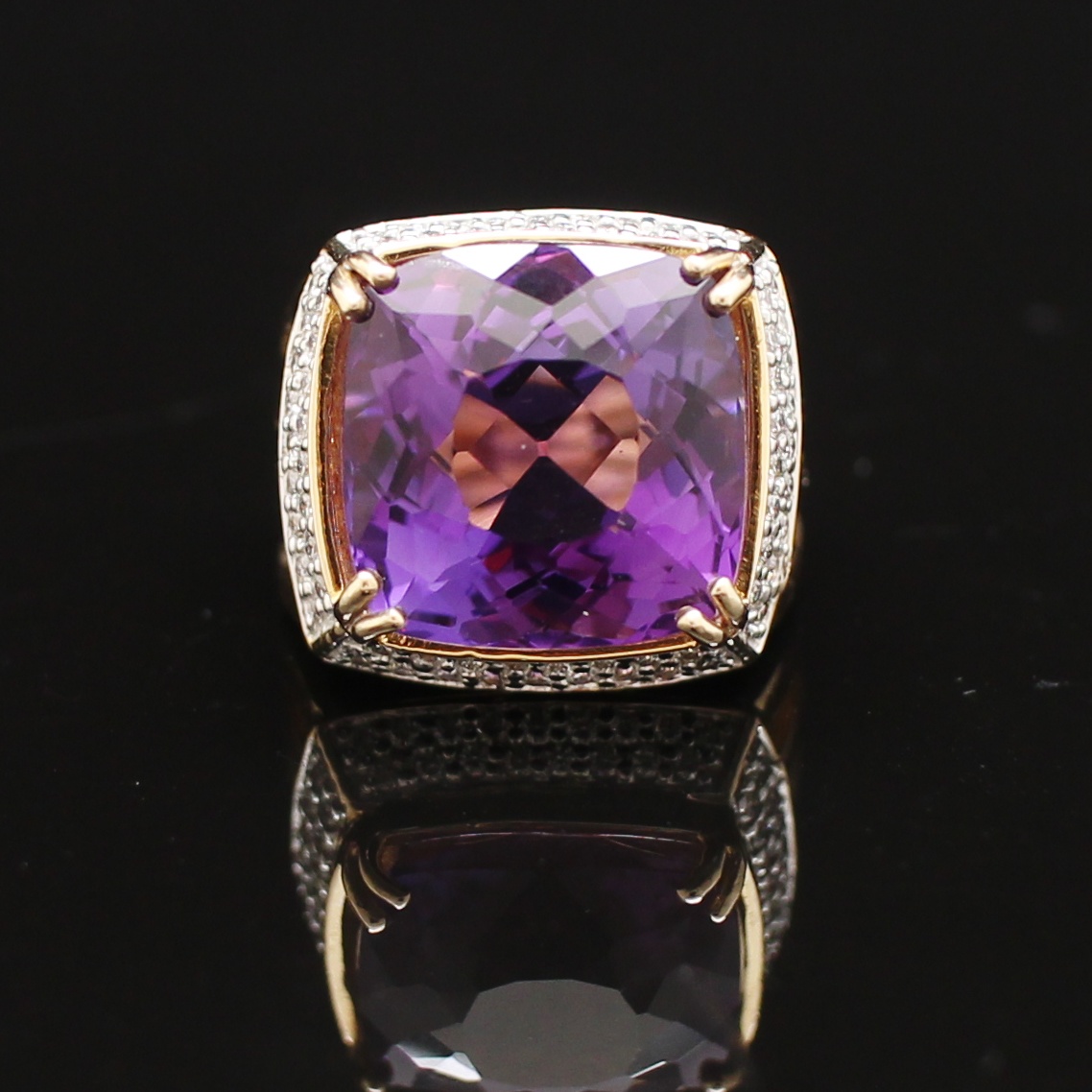 RG250592 แหวนอะเมทิสล้อมเพชร เพชรแท้ 0.68 กะรัต อะเมทิส 15.2 กะรัต ทองแท้ 9k นน.รวม 13.78 กรัม ขนาดแหวน 52