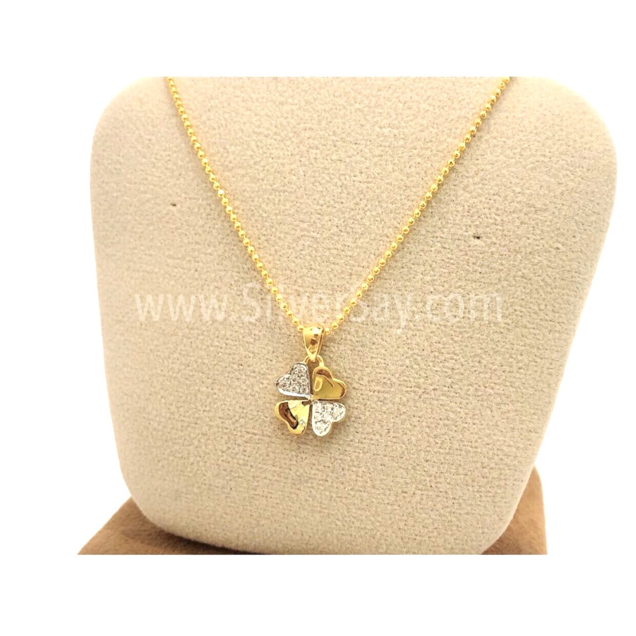 ต่างหูใบโคลเวอร์ Clover 4 ฝังเพชรสวิส/สลับเกลี้ยง/แบบก้าน/10 มม./สีทองคำ22k