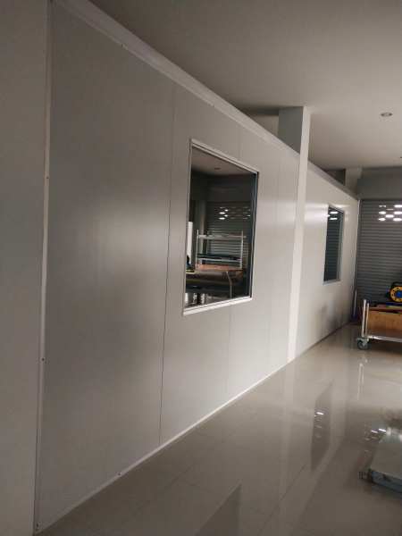 งานกั้นห้อง งานต่อเติม ห้องเก็บอุณหภูมิ ขนาด 4.00x8.00 เมตร