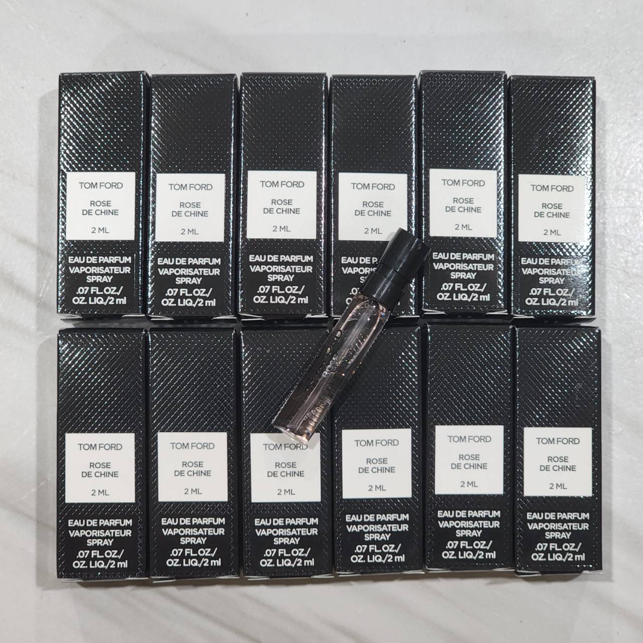 น้ำหอมไวออลหลอดทดลอง Tom Ford Private Rose de Chine ( Rose Garden Collection ) 2ml Spray Sample Vial ขนาดทดลองแบบ VIAL